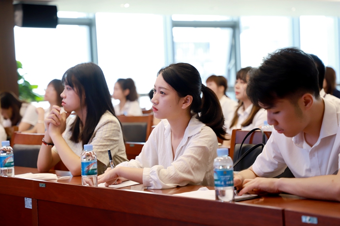 AG超玩会电竞俱乐部(中国区)·集团