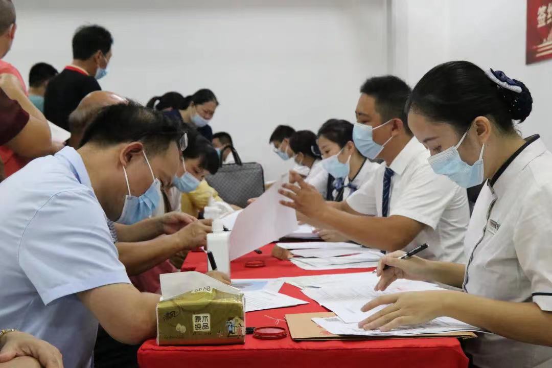 AG超玩会电竞俱乐部(中国区)·集团