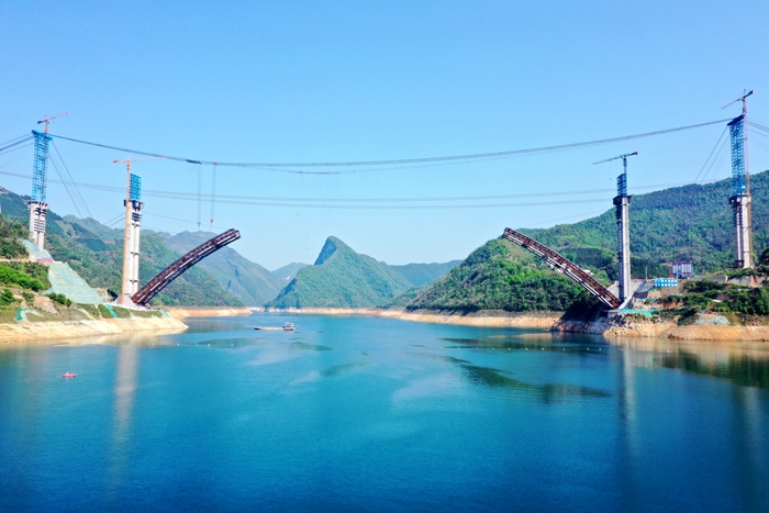 AG超玩会电竞俱乐部(中国区)·集团