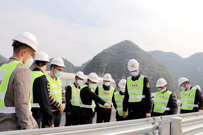 AG超玩会电竞俱乐部(中国区)·集团