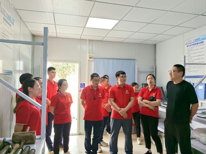 AG超玩会电竞俱乐部(中国区)·集团